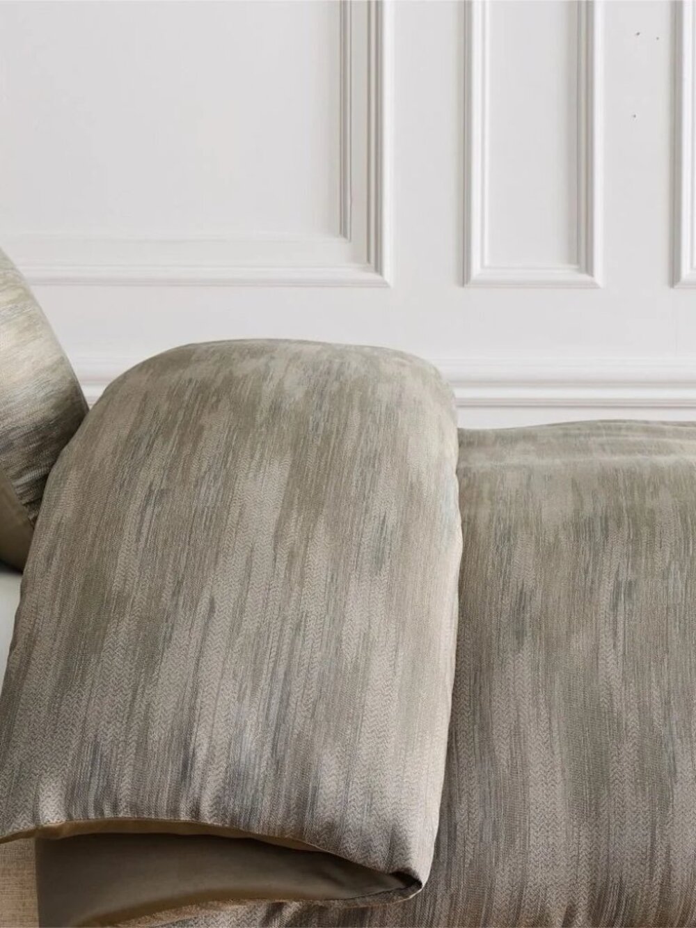 NWT West Elm Silky TENCEL Striated Duvet Cover - Full/Queen